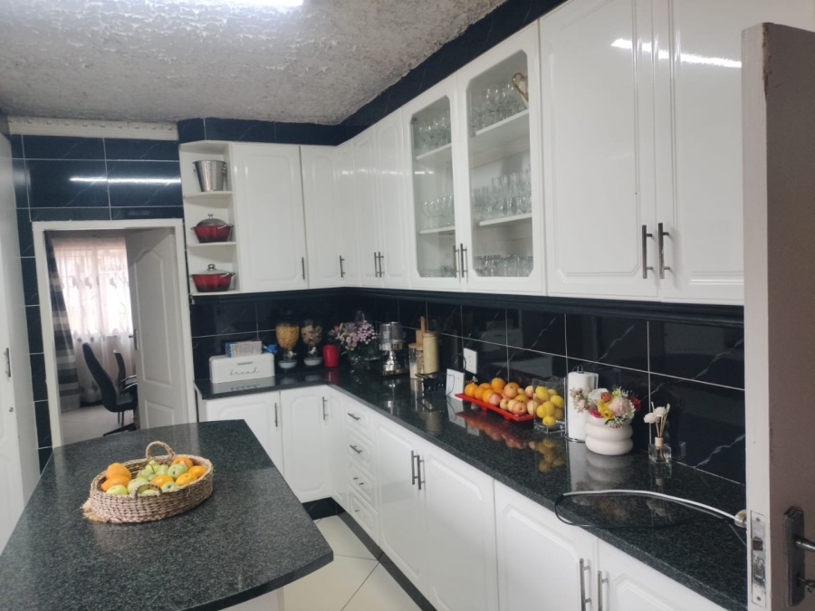 3 Bedroom Property for Sale in Ficksburg Free State